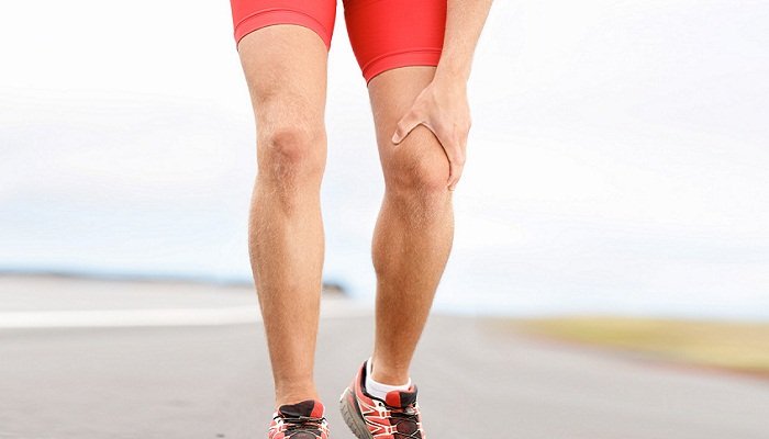 Болит колено после бега